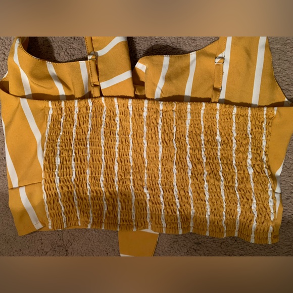 Two piece set - Picture 4 of 5